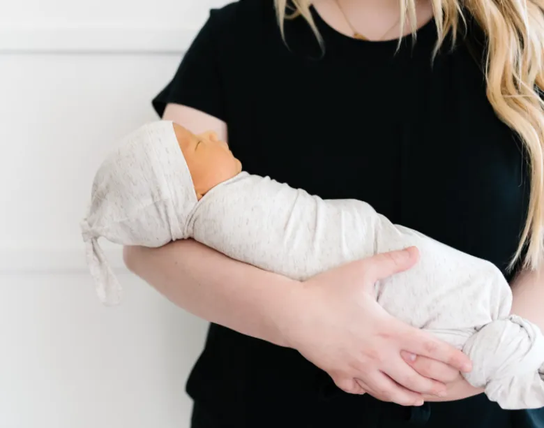 Copper Pearl - Newborn Top Knot Hat in Oat