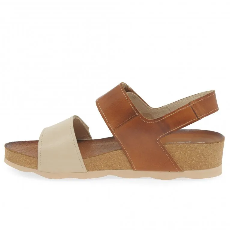 Pikolinos leather wedge sandal mahon