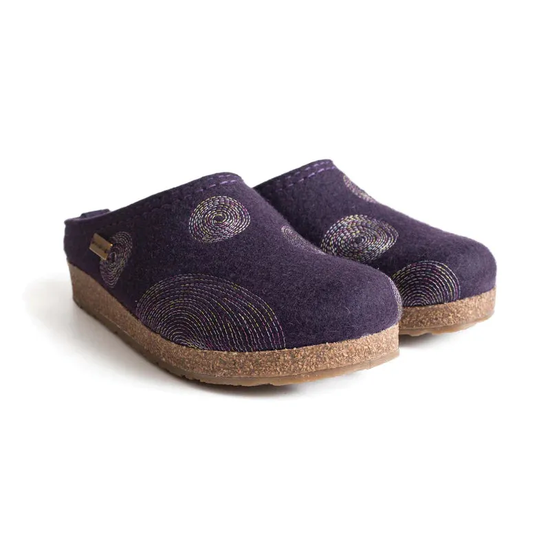 Women's Haflinger Spirit Color: Eggplant